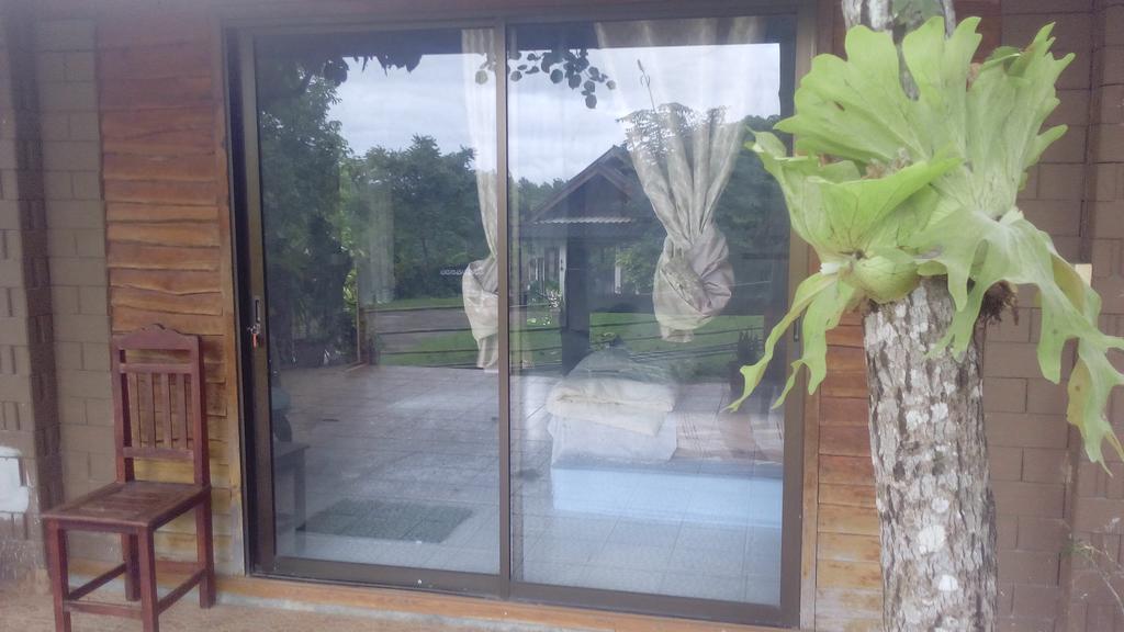 The Local Story Resort Ban Mon Talaeng 외부 사진