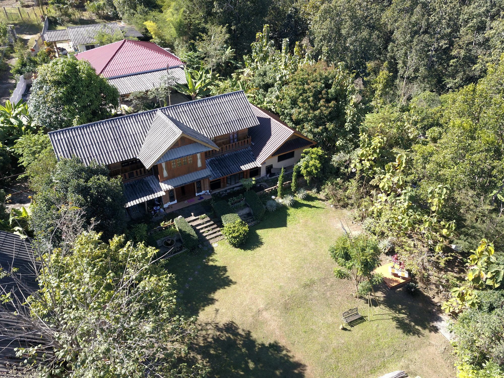 The Local Story Resort Ban Mon Talaeng 외부 사진